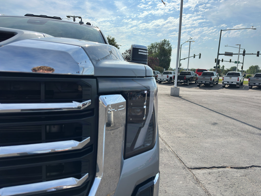 New 2025 GMC Sierra 3500 SLT w/ SLT Premium Package image 15
