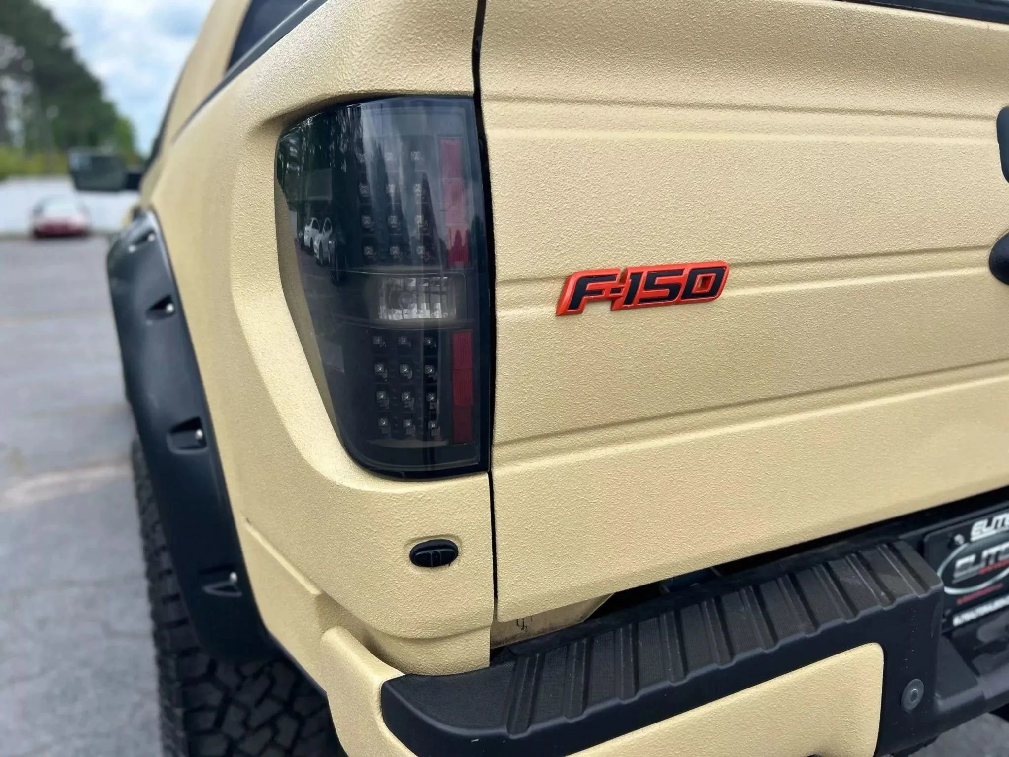 Used 2014 Ford F150 Raptor w/ Equipment Group 801A Luxury image 12