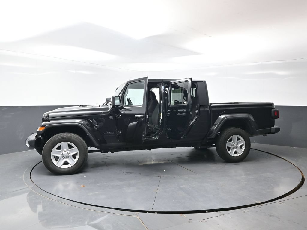 Used 2023 Jeep Gladiator Sport AWD/4WD image 56
