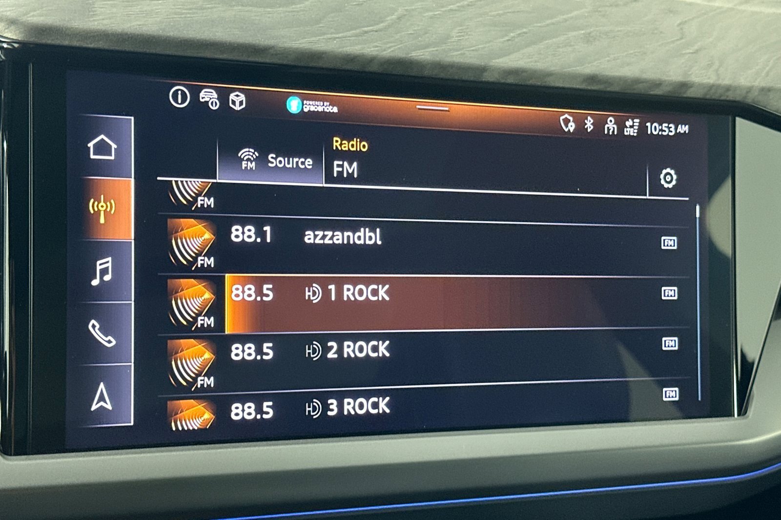 Used 2023 Audi Q4 e-tron Premium Plus w/ Premium Plus image 17