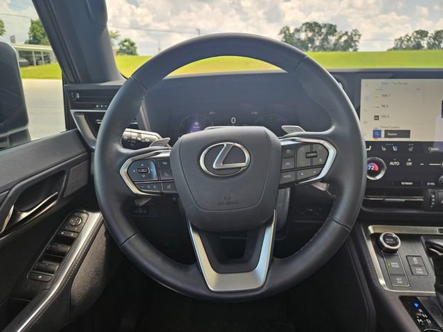 Used 2025 Lexus GX 550 AWD/4WD image 14