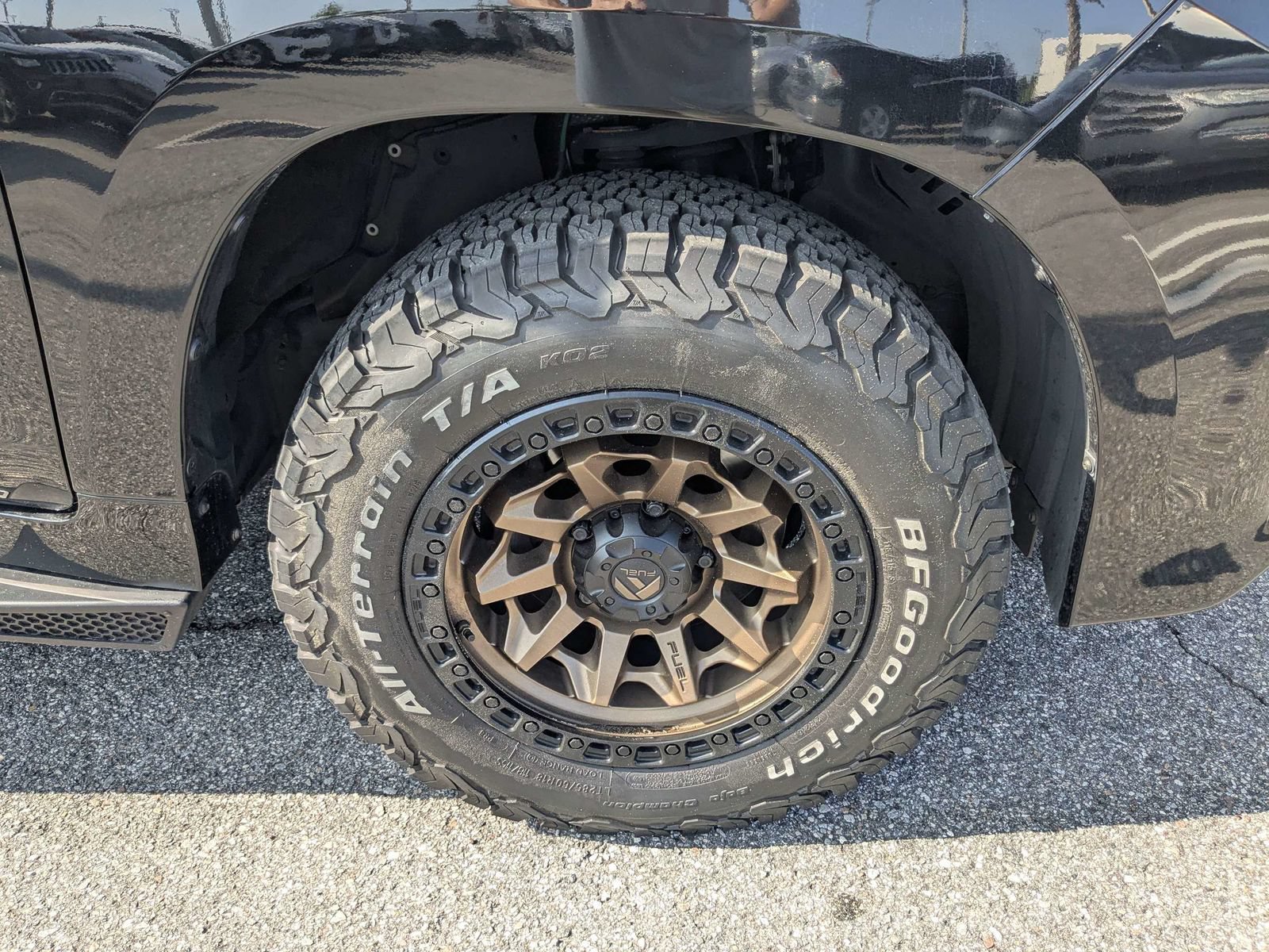 Used 2019 Lexus LX 570 4WD w/ Luxury Package image 11