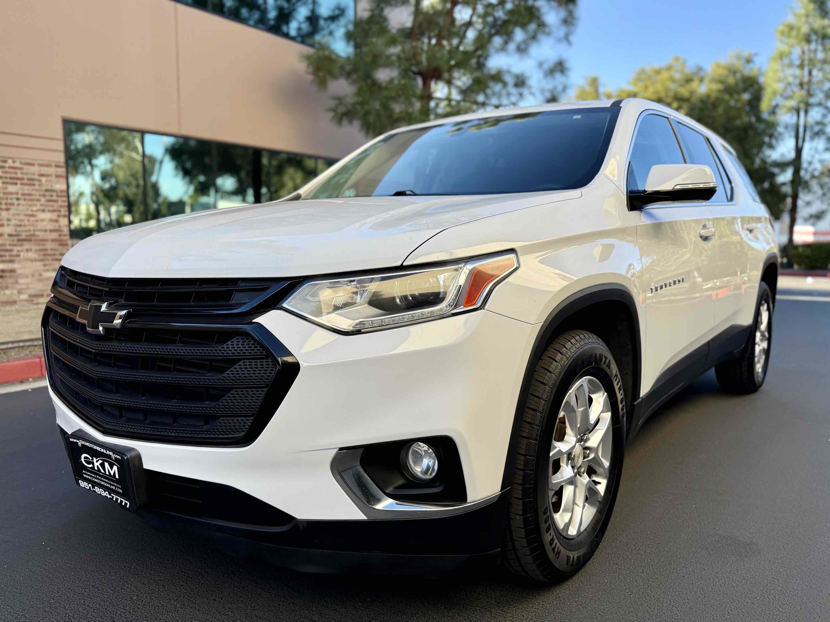 Used 2018 Chevrolet Traverse LT w/ LPO, Black Accent Package image 16