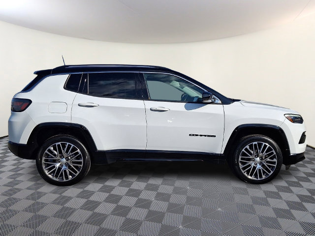 Used 2022 Jeep Compass Limited w/ Elite Group AWD/4WD image 7