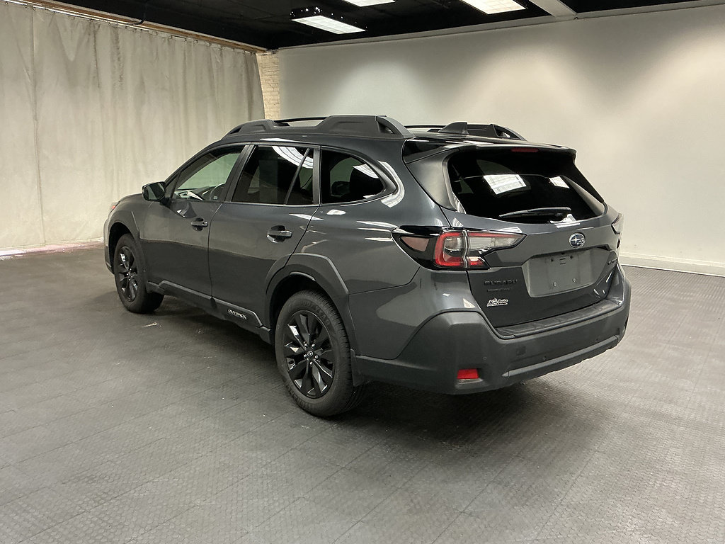 Used 2024 Subaru Outback Onyx Edition AWD/4WD image 3