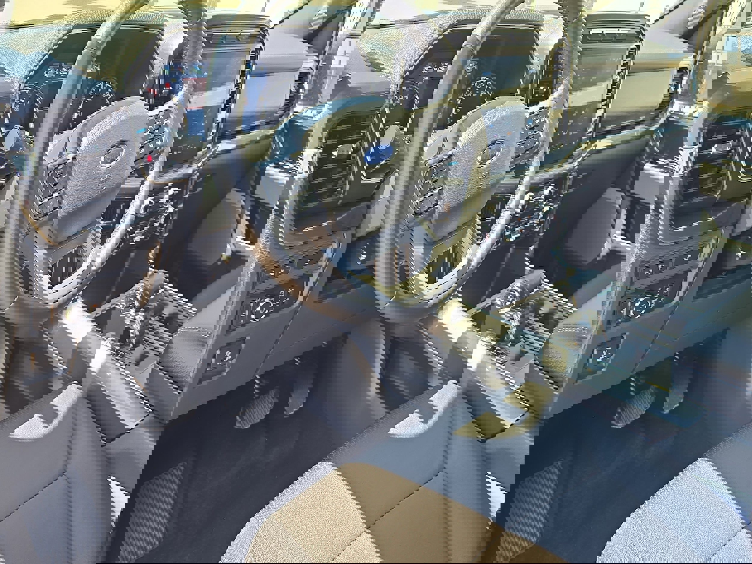 Certified 2022 Ford F150 XLT w/ Equipment Group 302A High image 22