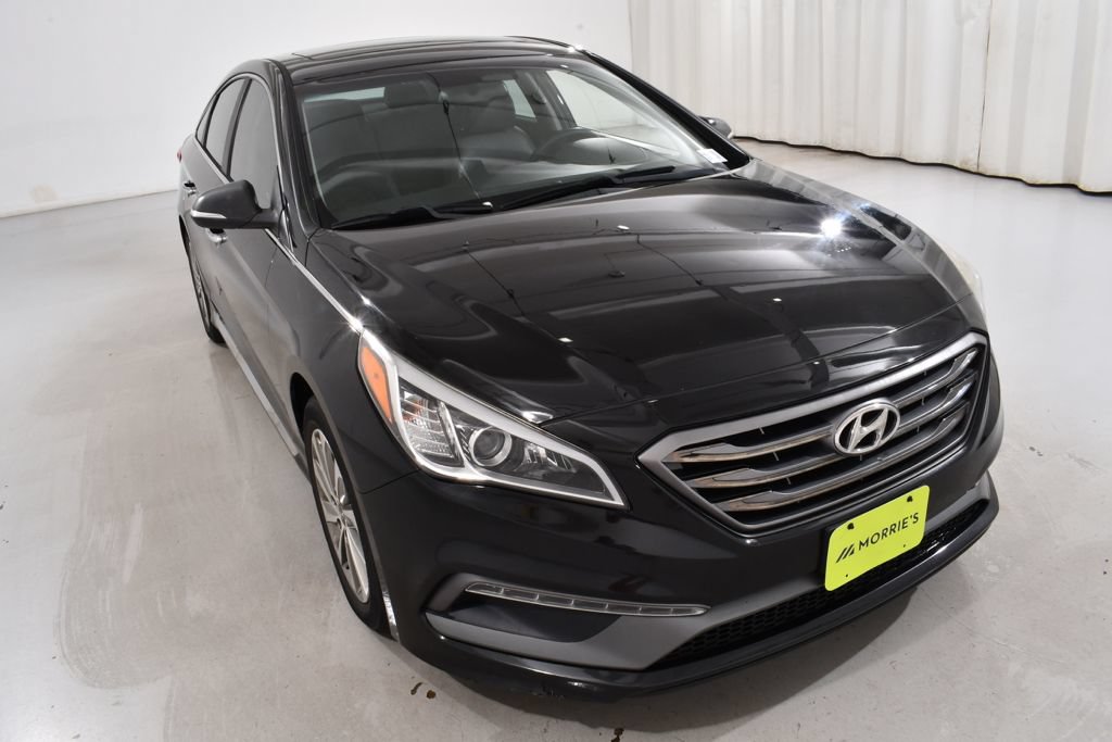 Used 2017 Hyundai Sonata Sport w/ Value Edition Package 02 FWD image 4