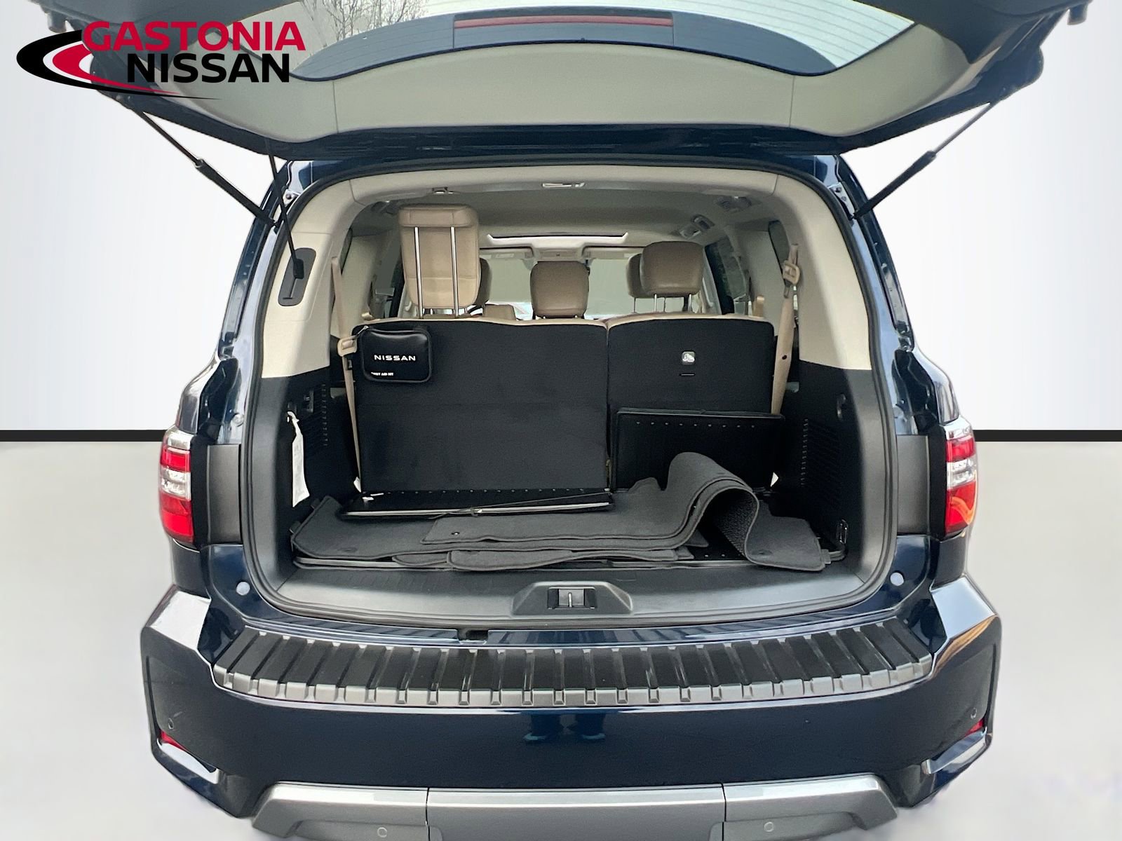 Used 2024 Nissan Armada SL w/ Cargo Package image 36