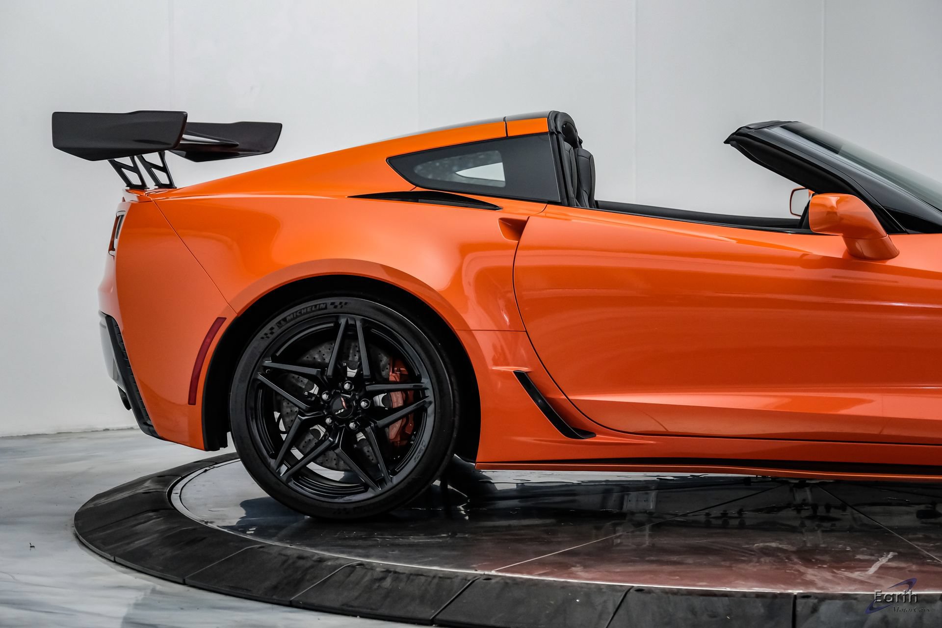 Used 2019 Chevrolet Corvette ZR1 RWD image 27