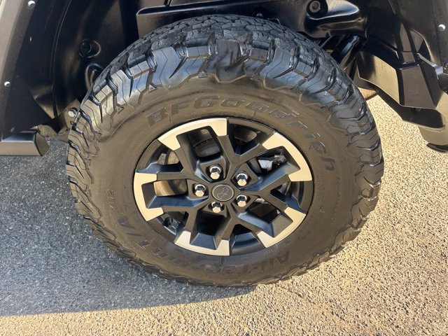 Used 2024 Jeep Wrangler Unlimited Rubicon 4xe AWD/4WD image 12