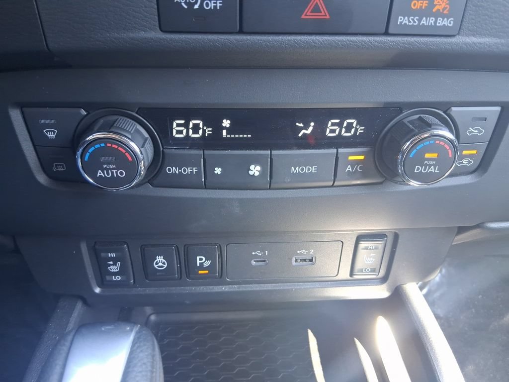 Used 2024 Nissan Frontier SV w/ SV Convenience Package RWD image 19