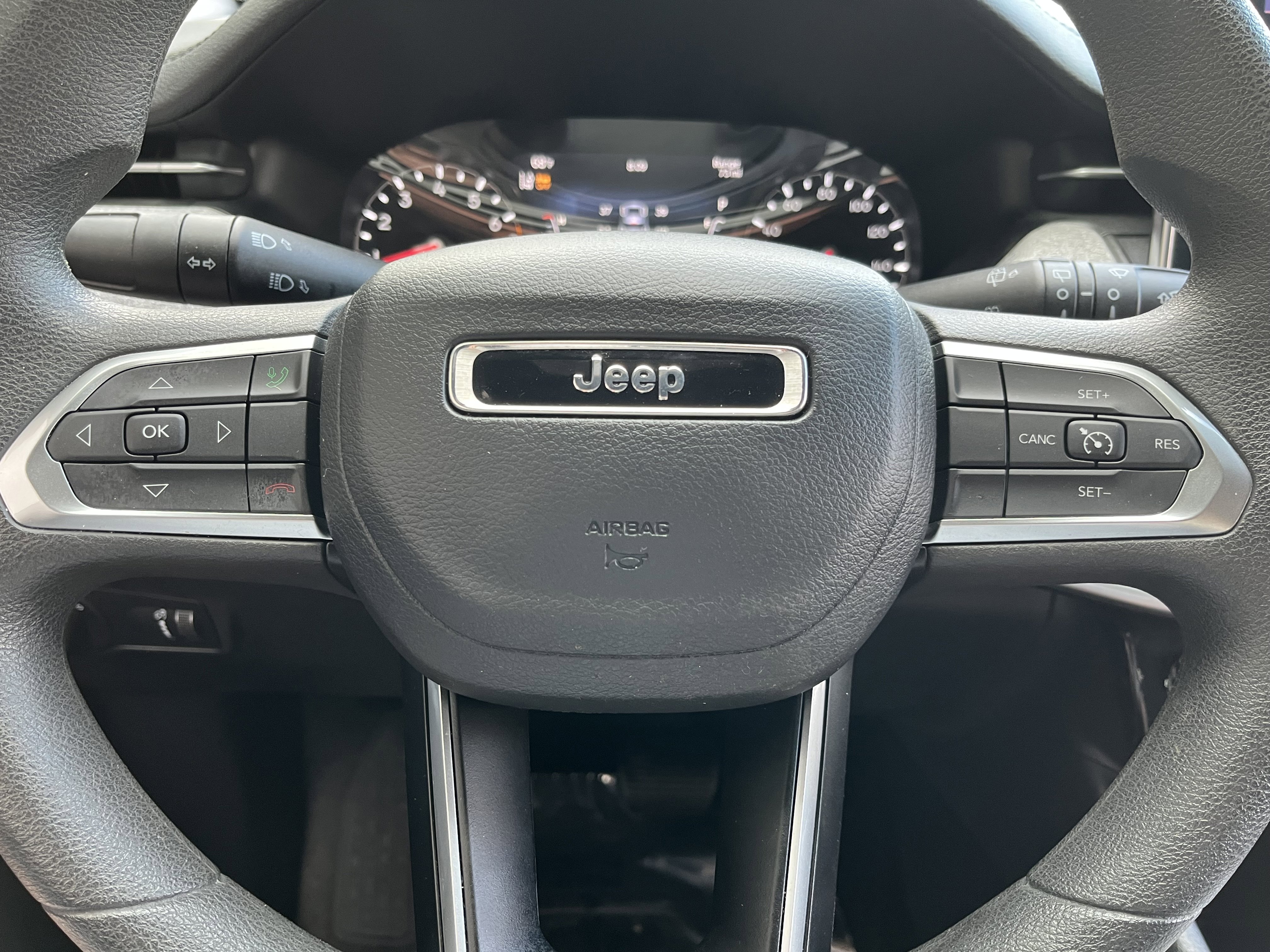 Used 2024 Jeep Compass Sport image 23