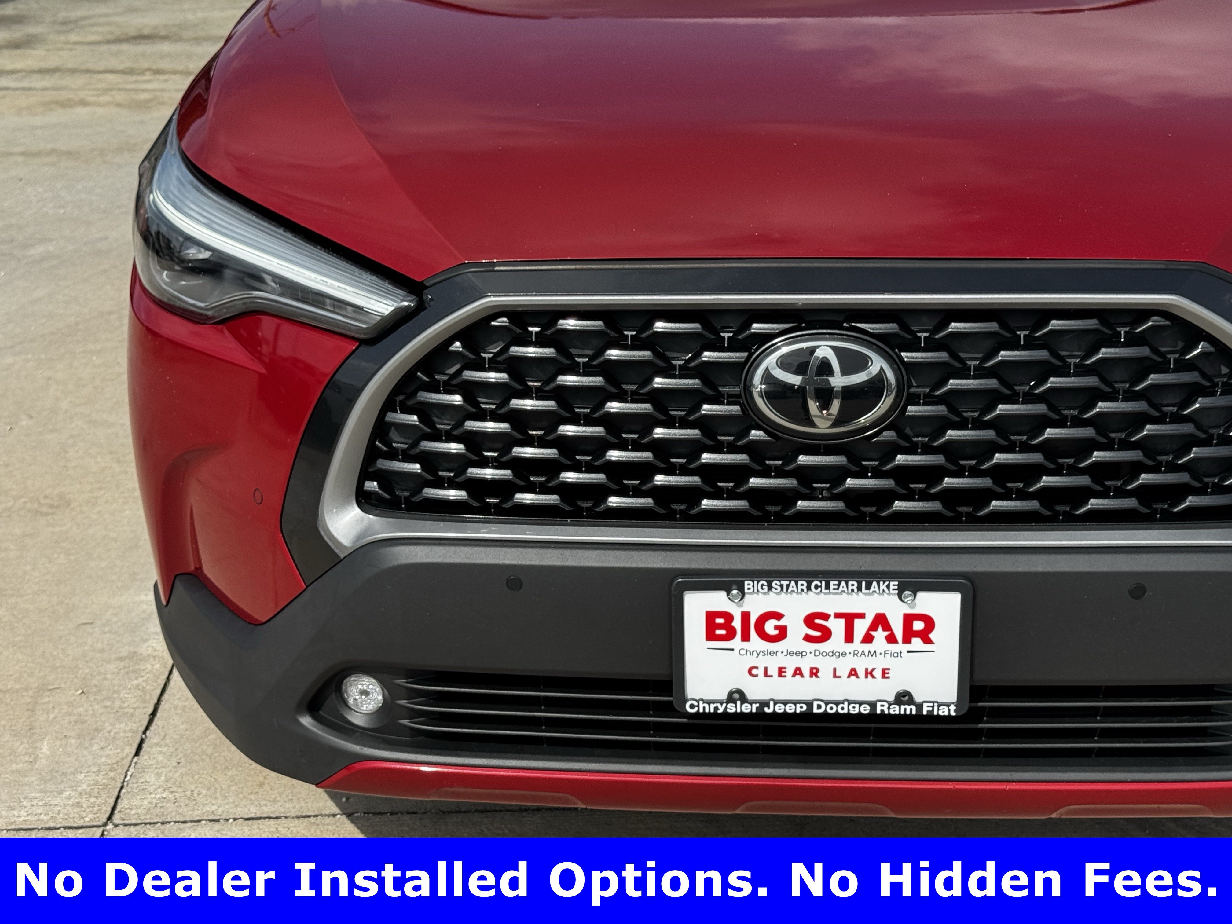 Used 2023 Toyota Corolla Cross XLE w/ Convenience Package AWD/4WD image 6