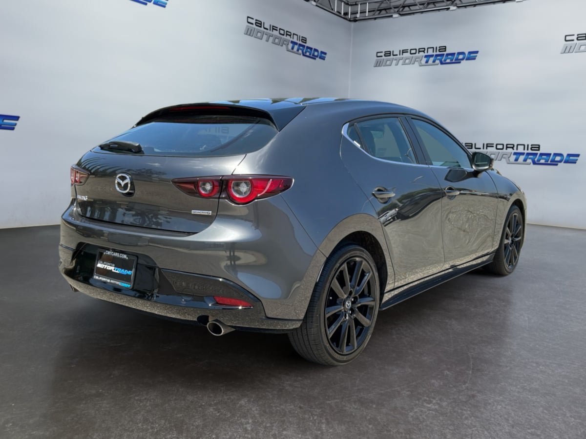 Used 2022 MAZDA MAZDA3 s FWD image 5