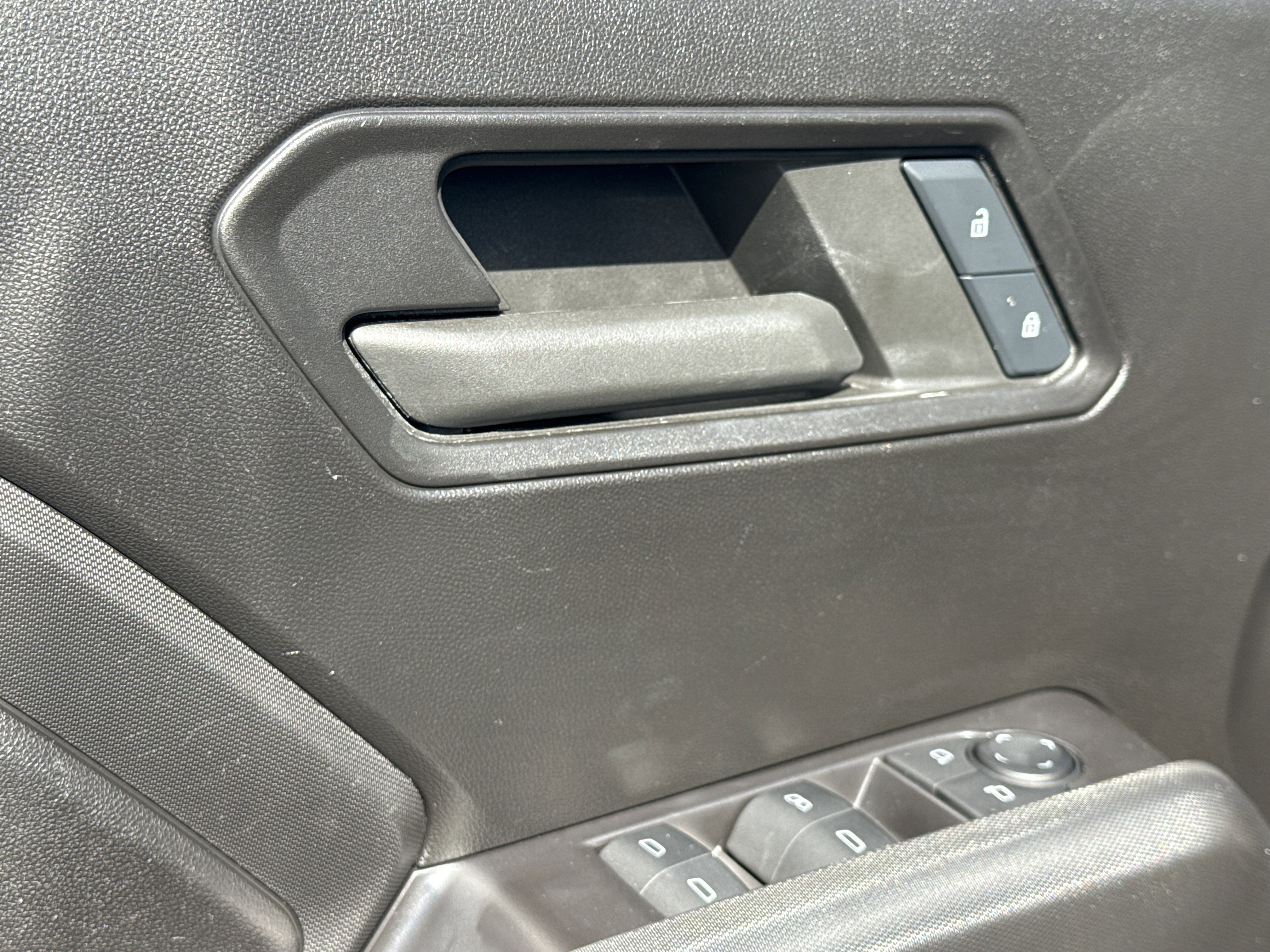 Used 2024 Chevrolet Colorado Trail Boss w/ Technology Package image 15