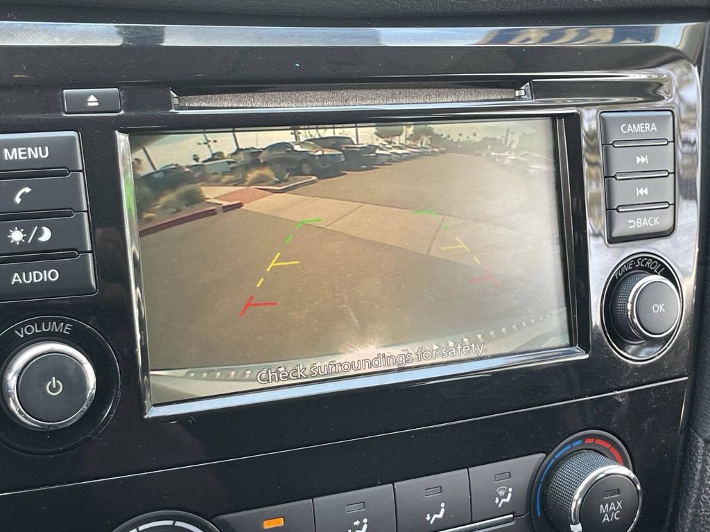 Used 2018 Nissan Rogue S image 26
