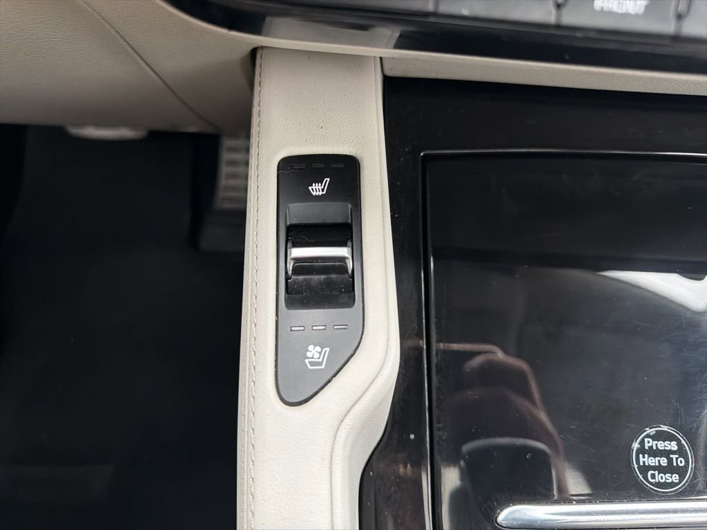 Used 2020 Kia Telluride SX w/ Towing Package AWD/4WD image 23