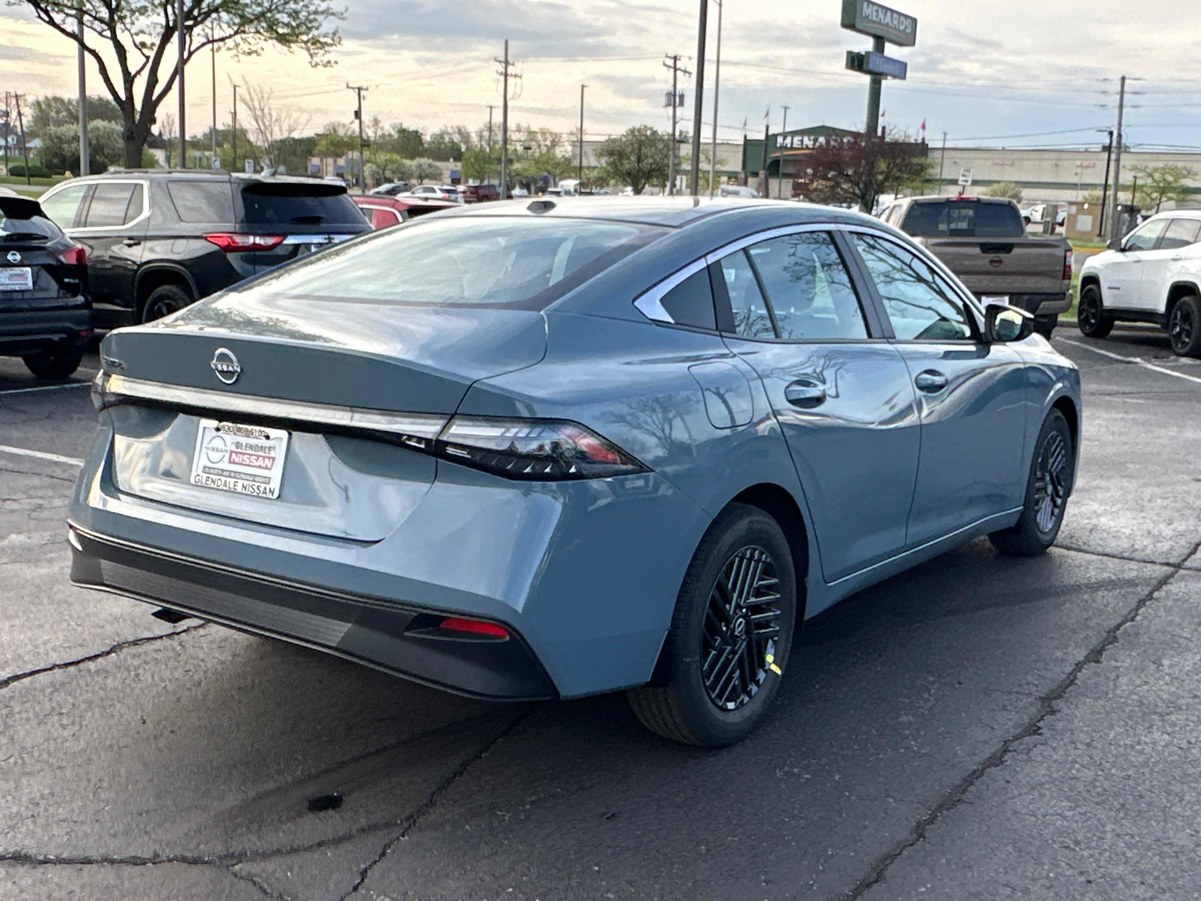 New 2026 Nissan Sentra SV w/ SV Convenience Package FWD image 4