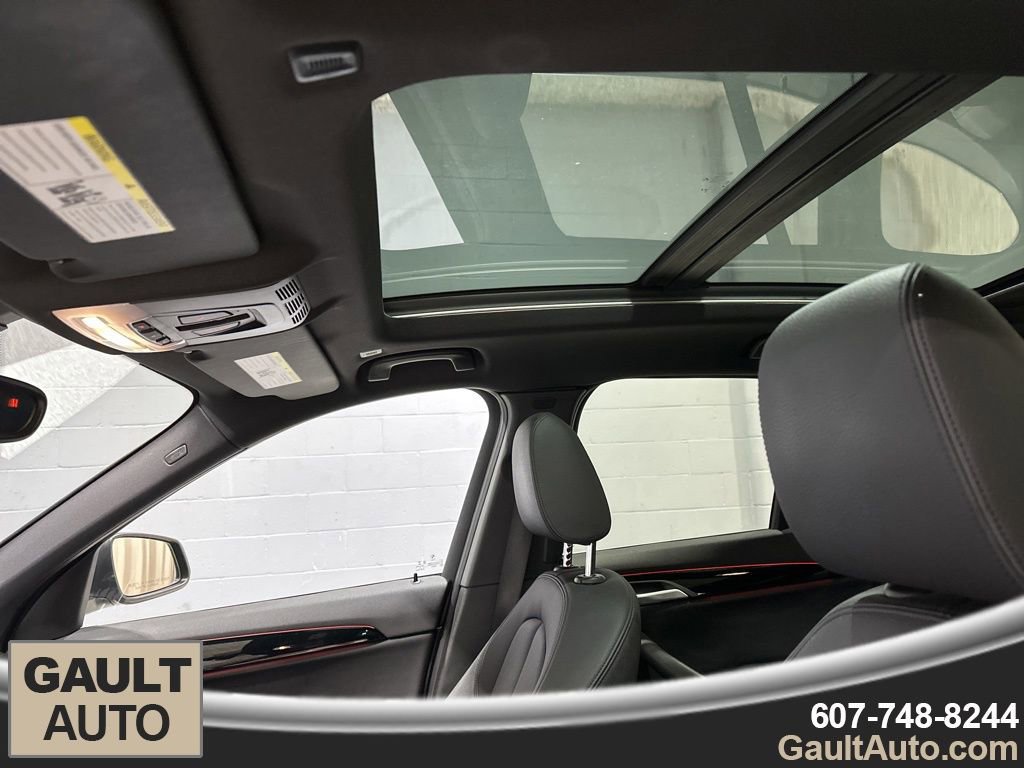 Used 2017 BMW X1 xDrive28i image 13