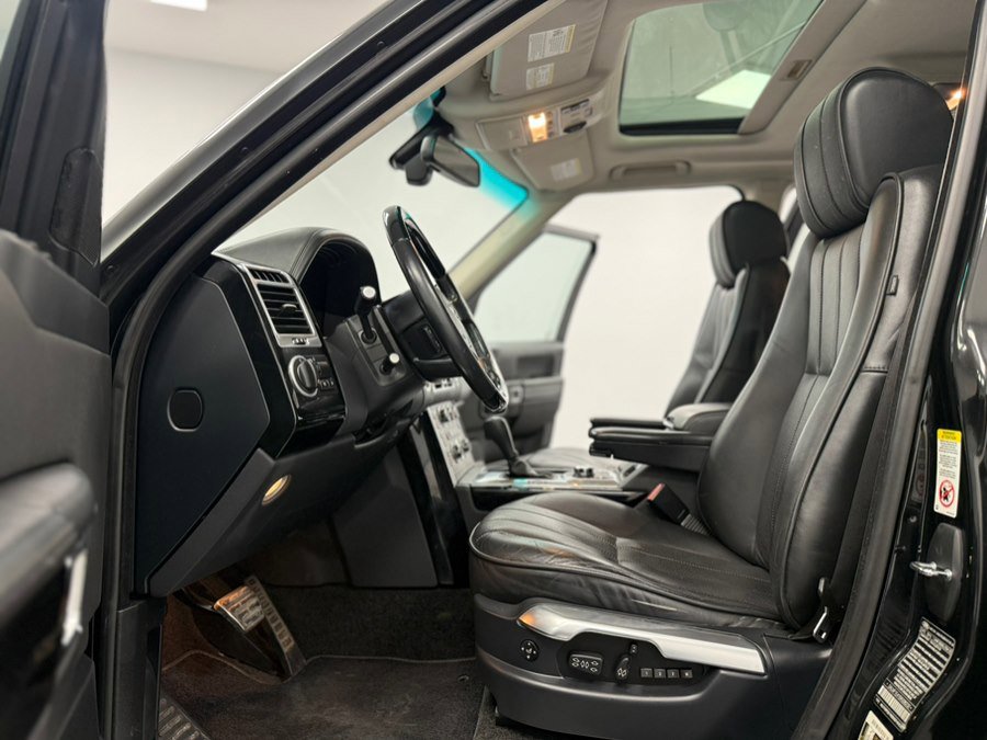 Used 2011 Land Rover Range Rover Supercharged AWD/4WD image 35