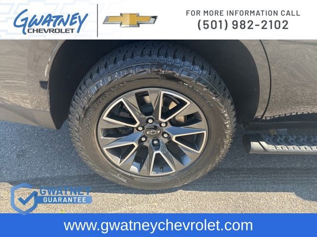Used 2024 Chevrolet Tahoe Z71 w/ Luxury Package image 12