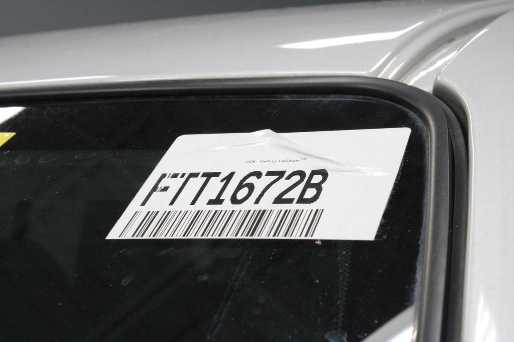 Used 2015 Nissan Frontier SV w/ SV Value Truck Package AWD/4WD image 32