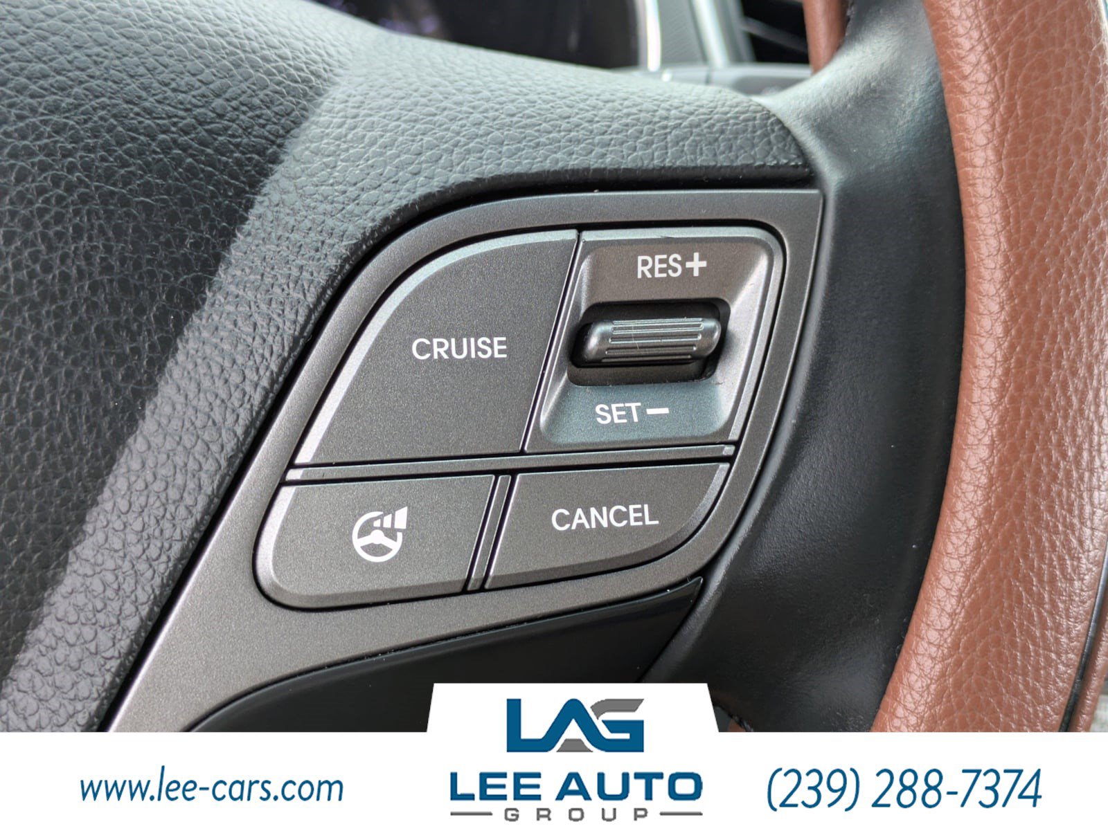 Used 2013 Hyundai Santa Fe Sport 2.0T w/ Technology Pkg FWD image 21