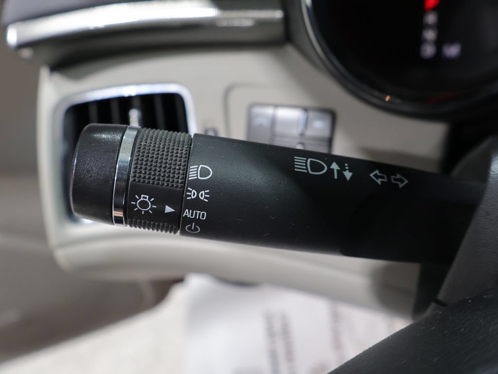 Used 2009 Cadillac CTS 3.6 RWD image 30