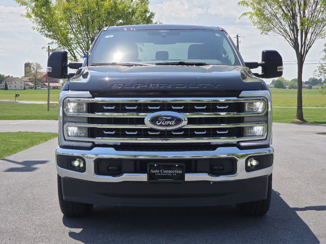 Used 2025 Ford F350 Lariat w/ Camper Package AWD/4WD image 3