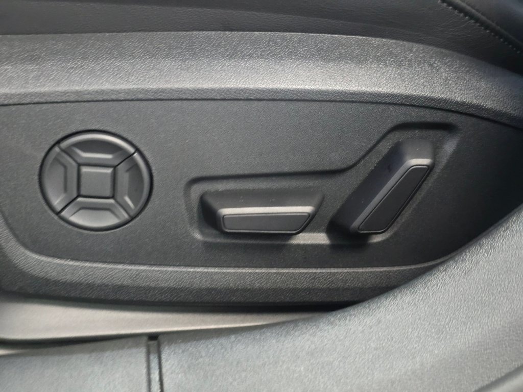 New 2026 Audi A6 Premium Plus AWD/4WD image 37