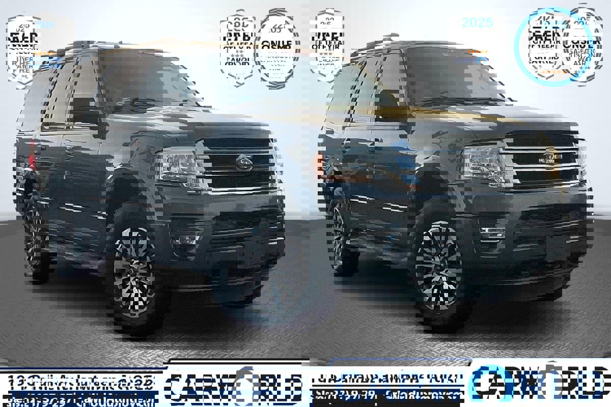Used 2017 Ford Expedition XLT image 1