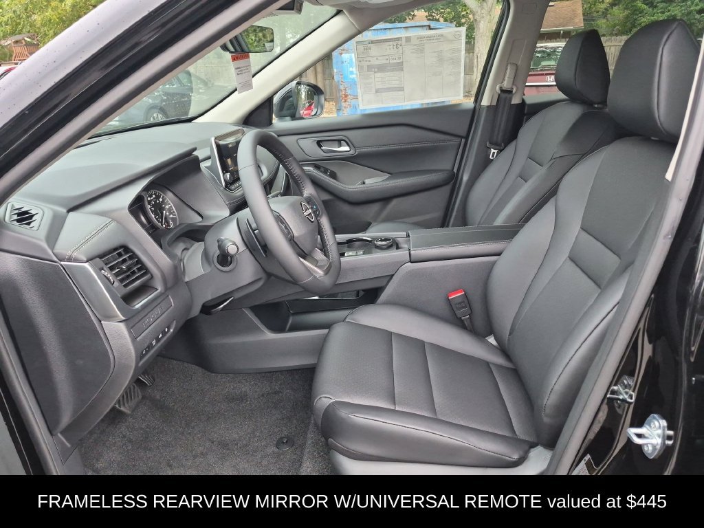New 2026 Nissan Rogue Dark Armor AWD/4WD image 6