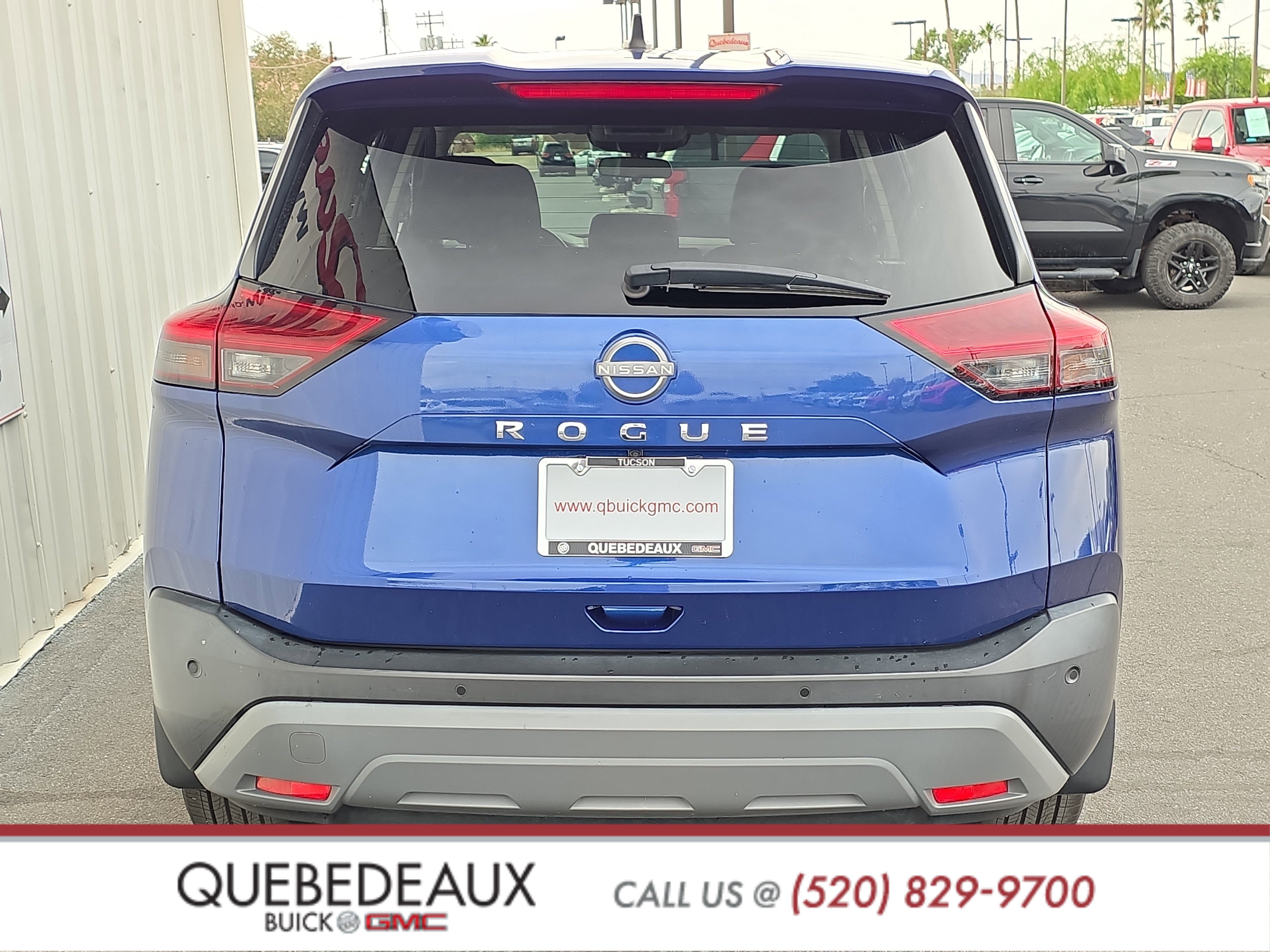 Used 2022 Nissan Rogue S FWD image 6