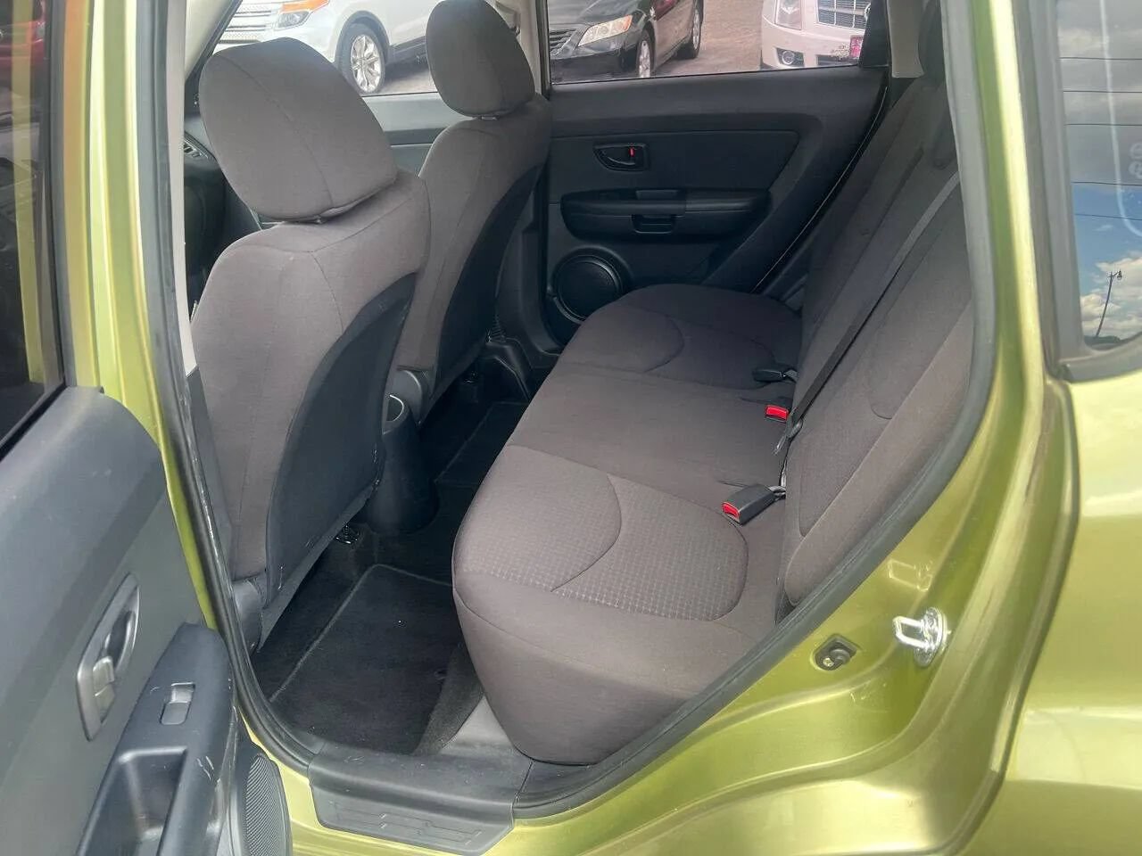 Used 2013 Kia Soul FWD image 11