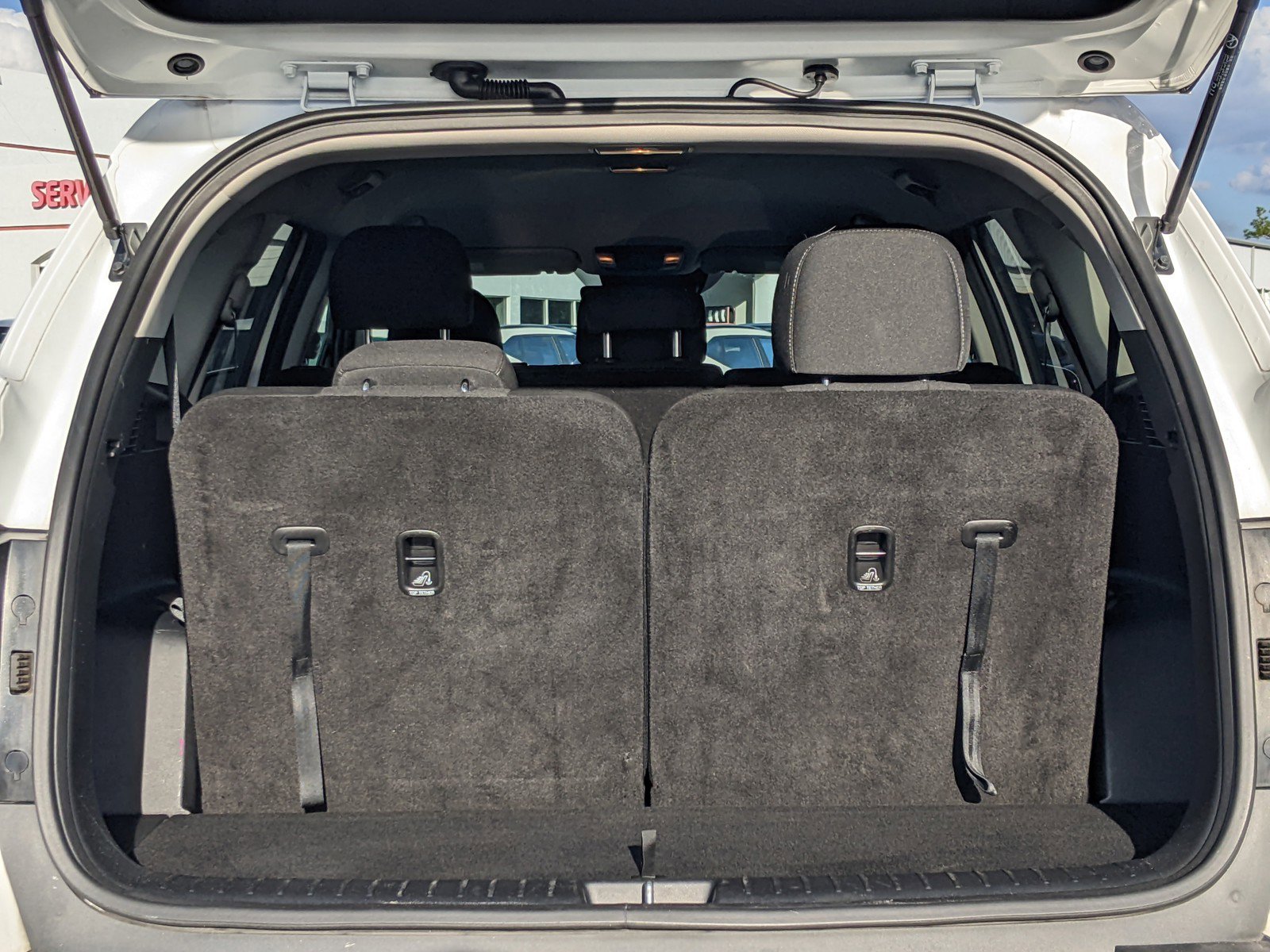 Used 2023 Kia Sorento LX image 19