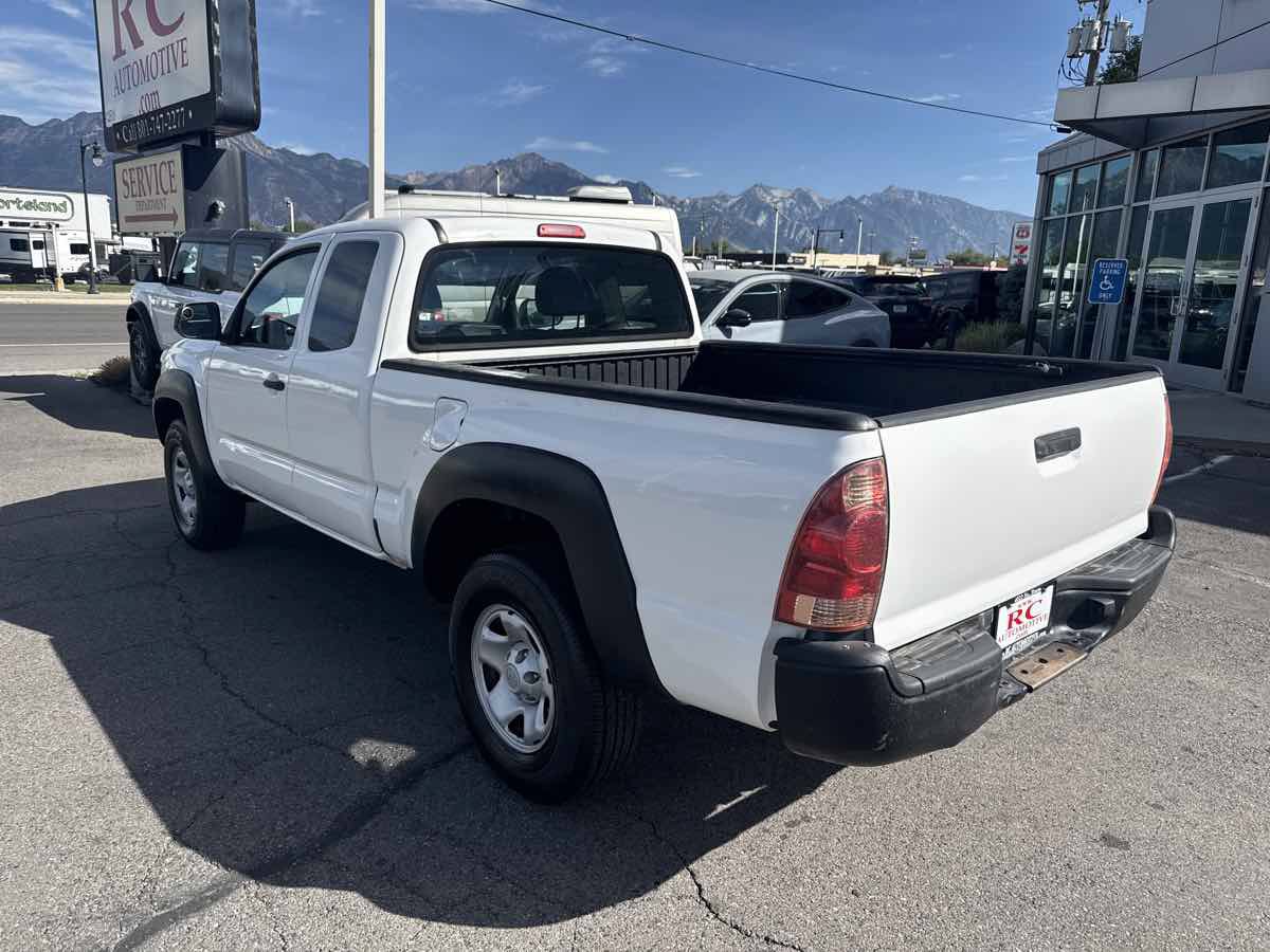 Used 2015 Toyota Tacoma 4x4 Access Cab image 9