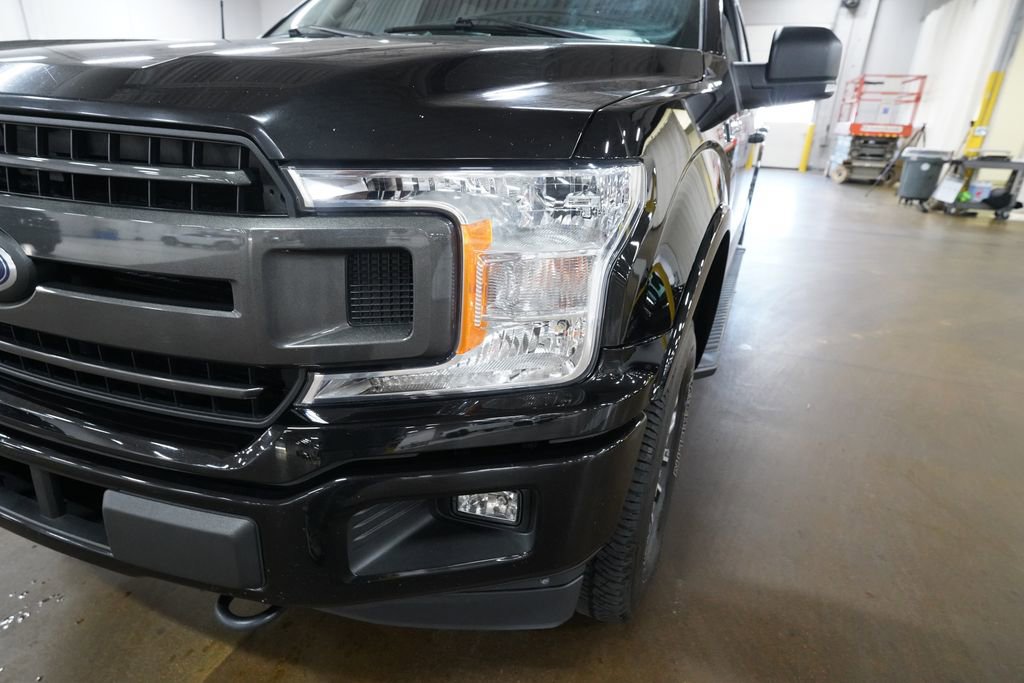 Used 2019 Ford F150 XLT w/ Equipment Group 302A Luxury AWD/4WD image 22