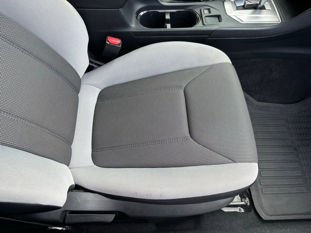 Used 2019 Subaru Crosstrek 2.0i image 16