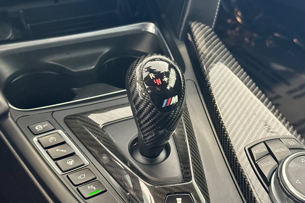 Used 2016 BMW M4 Convertible RWD image 18