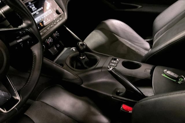 Used 2024 Nissan Z Performance w/ Floor Mat Package RWD image 15