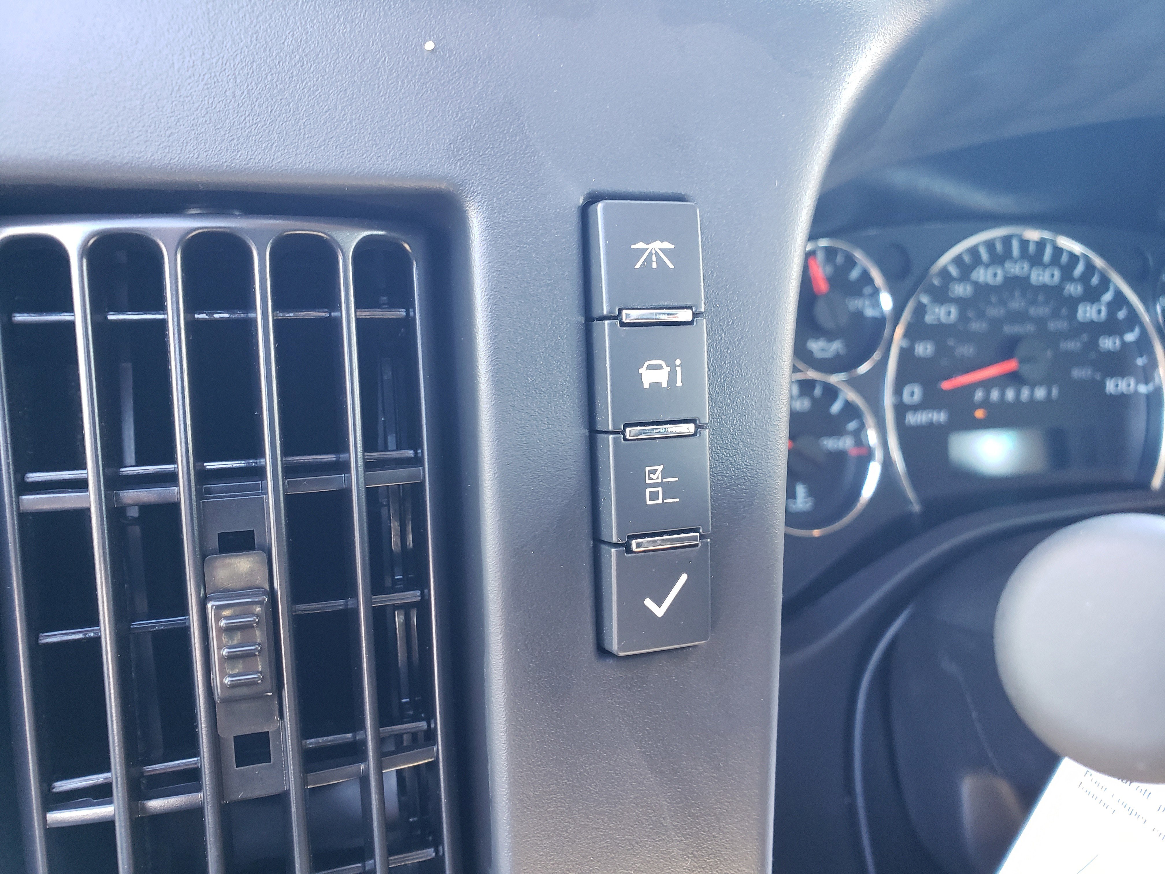 New 2025 Chevrolet Express 2500 Extended w/ Driver Convenience Package image 19