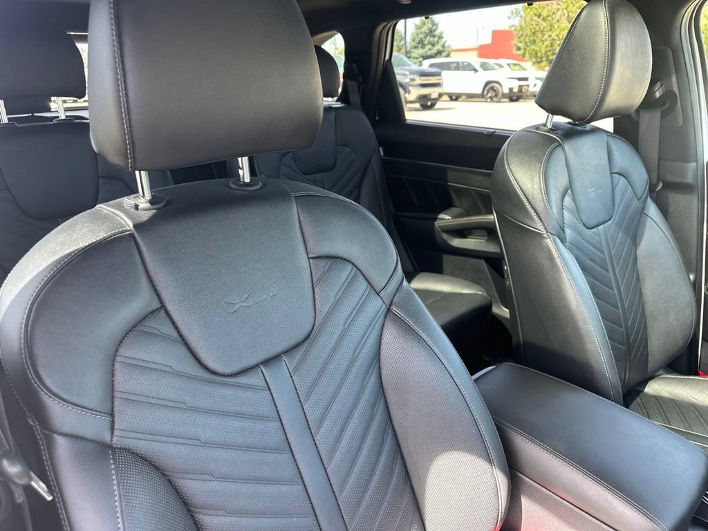 Used 2024 Kia Sorento SX Prestige AWD/4WD image 33