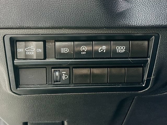 Used 2023 Toyota Tundra SR AWD/4WD image 10