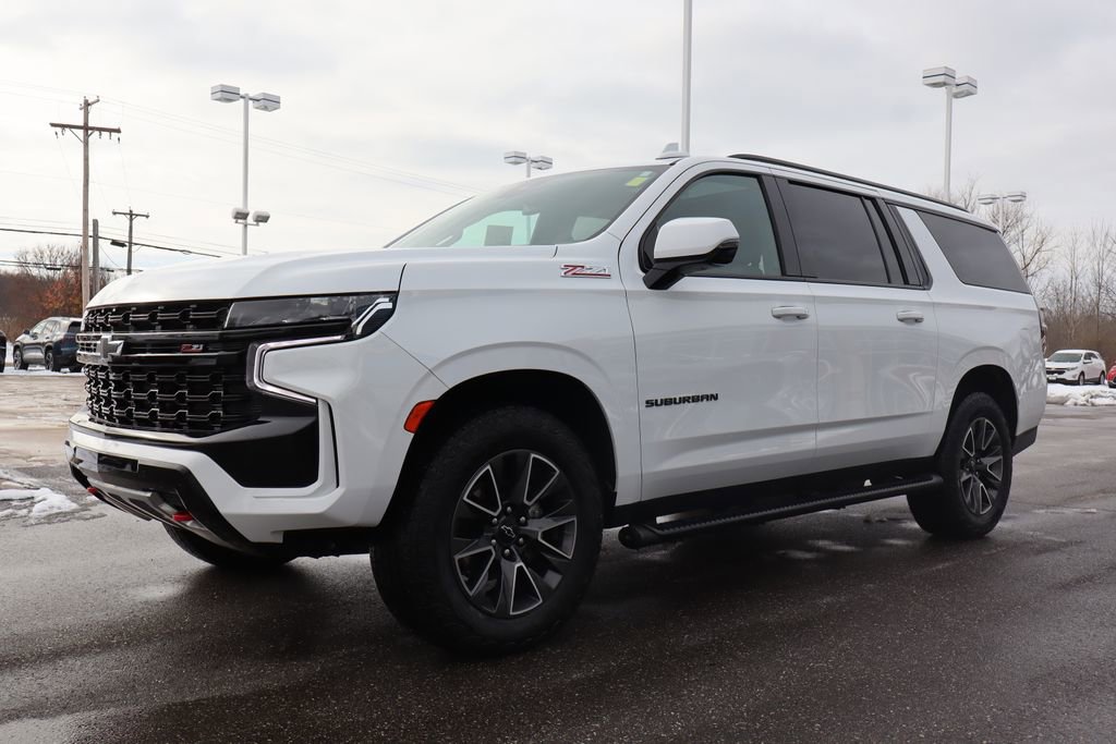 Used 2023 Chevrolet Suburban Z71 w/ Luxury Package image 10