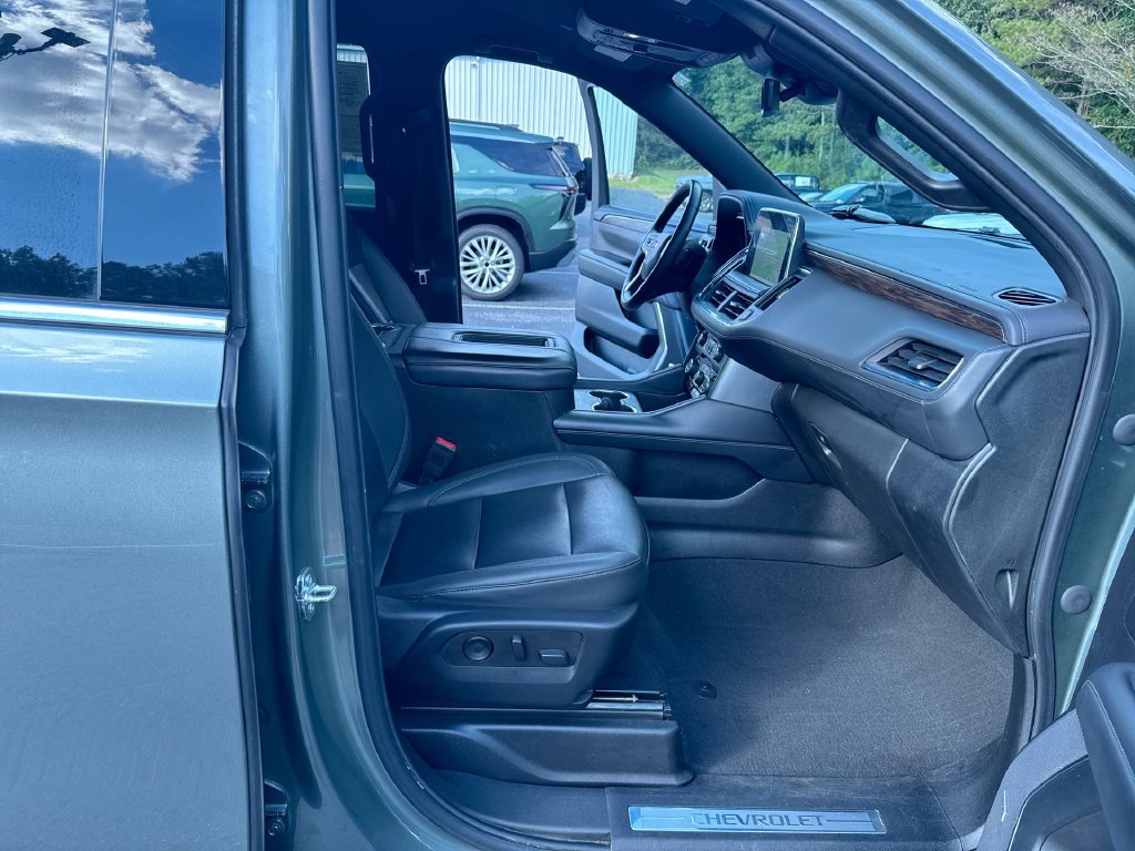 Used 2023 Chevrolet Tahoe LT RWD image 32