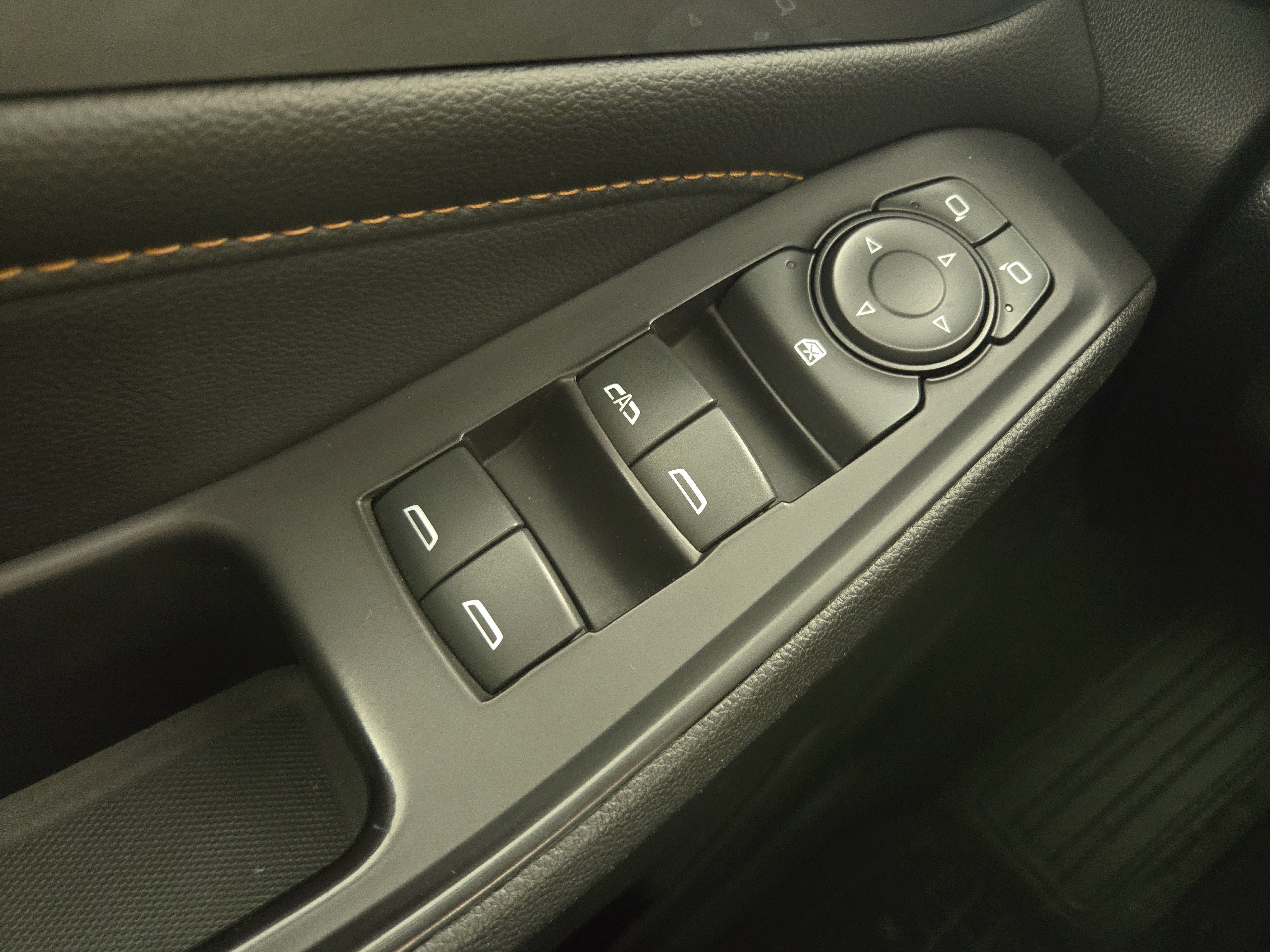 Used 2019 Chevrolet Traverse LT w/ LPO, Floor Liner Package image 27