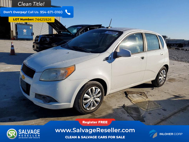 Used 2011 Chevrolet Aveo5 LT FWD image 1