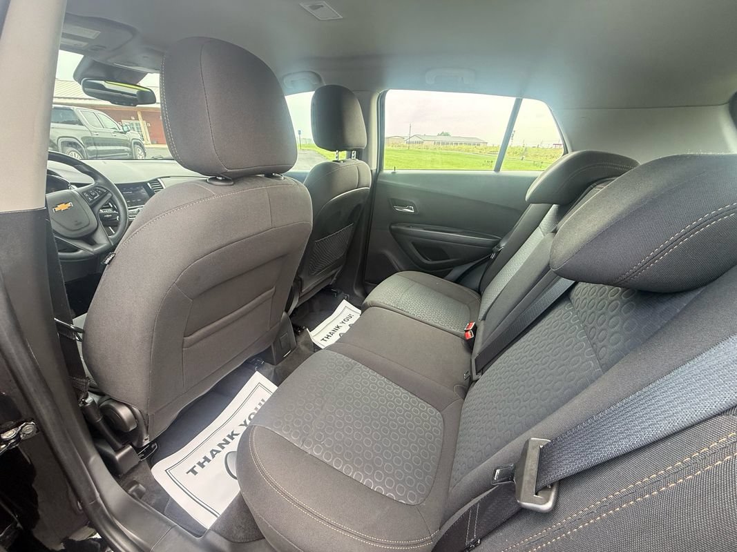 Used 2020 Chevrolet Trax LS FWD image 11