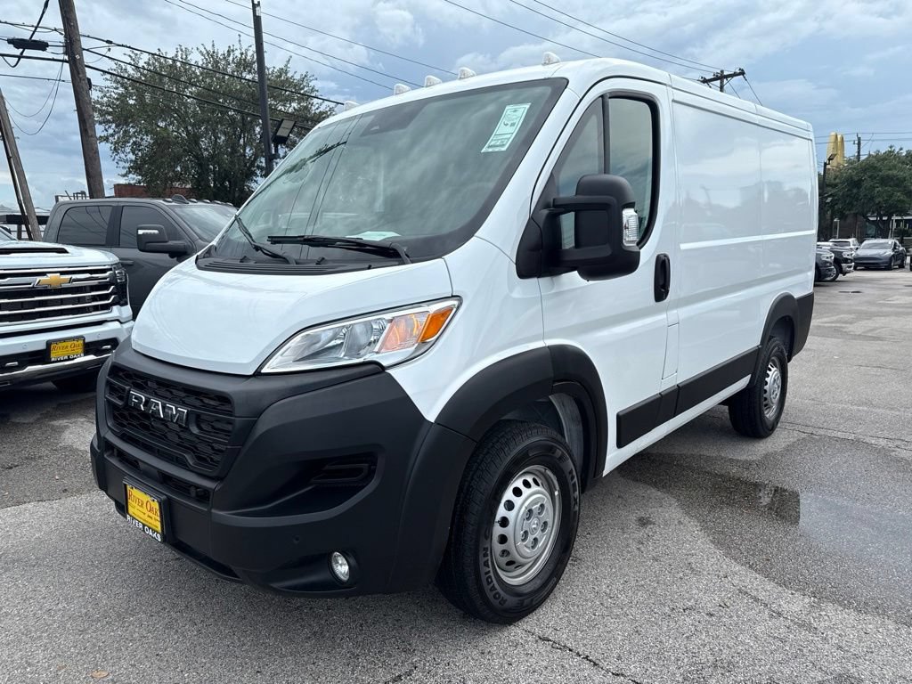 Used 2026 RAM ProMaster 1500 w/ Safety Group FWD image 3