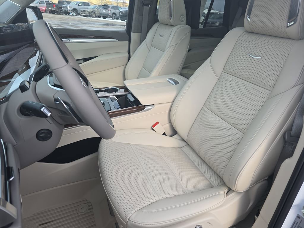 New 2026 Cadillac Escalade Platinum Luxury w/ LPO, Floor Liner Package image 10